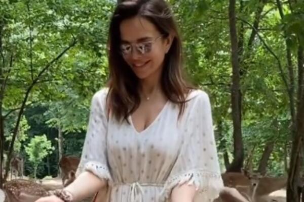 SKINULA SE SEVERINA PA SLIKE OBJAVILA JAVNO: Uske tračice i vrele poze RASPAMETILE fanove!