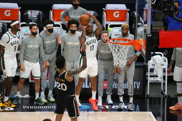 BOGDANOVIĆ DAO SVE OD SEBE, ALI NA KRAJU PAKUJE KOFERE: Milvoki u finalu prvi put nakon 1974. godine!