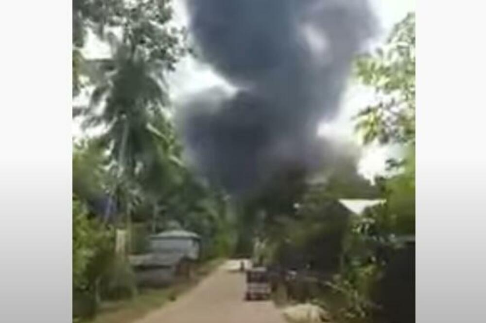 STRAŠNA TRAGEDIJA NA FILIPINIMA: U padu vojnog aviona STRADALO 17 osoba, spaseno njih 40! (FOTO)(VIDEO)
