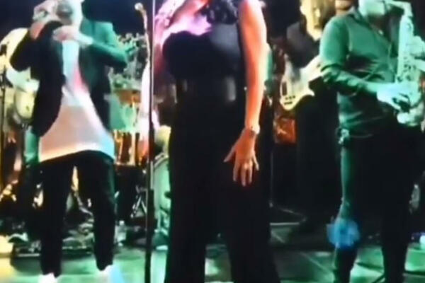 TOTALNA DOMINACIJA! KAD CECA UZME MIKROFON PUBLIKA PADA U TRANS: O njenom STAJLINGU svi BRUJE! (VIDEO)