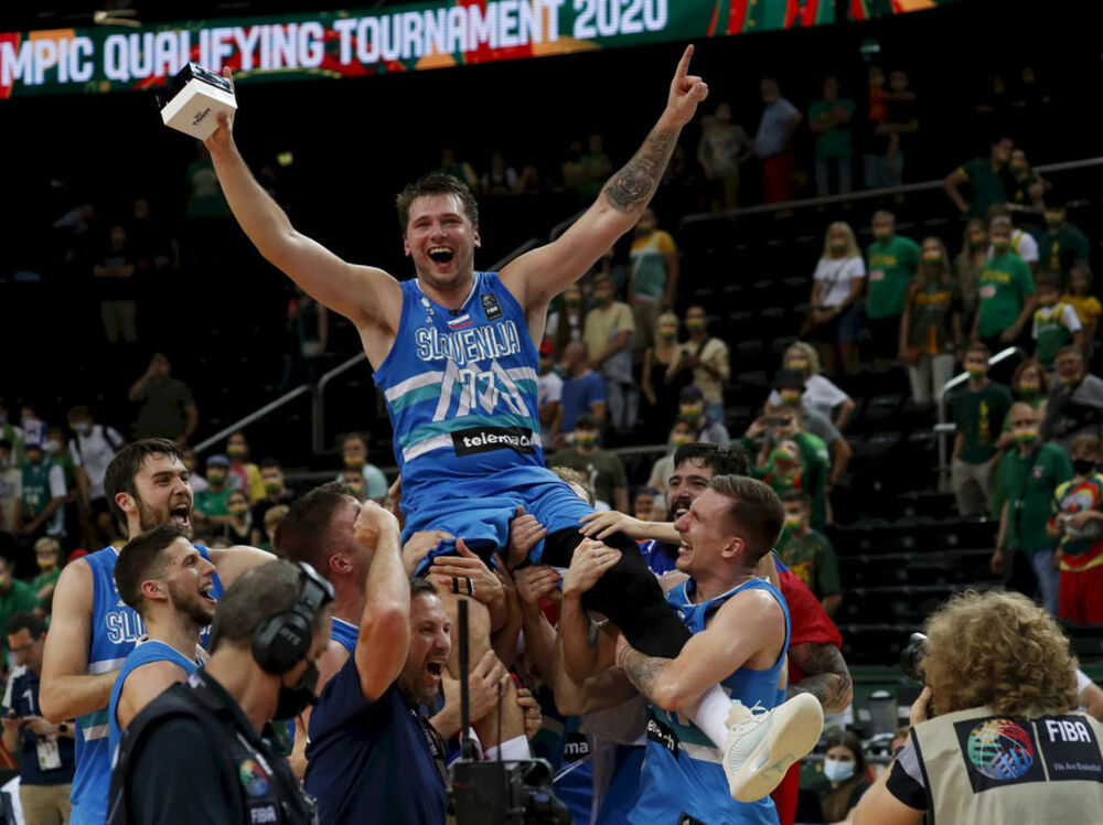 Luka Dončić, Košarkaška reprezentacija Slovenije