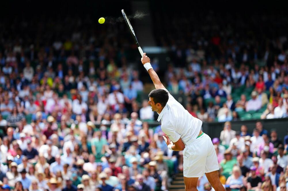 ĐOKOVIĆ SA POLA GASA DO ČETVRTFINALA: Garin bolje ni da mu nije TROŠIO VREME, NEDORASTAO JE!