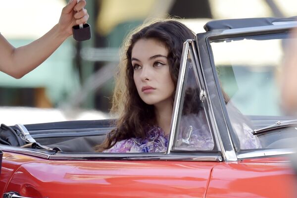 NJENA MAJKA VAŽI ZA NAJLEPŠU ŽENU NA SVETU, A OTAC JOJ JE VELIKI ŠARMER: Lepa je kao ANĐEO, nadmašiće i roditelje!