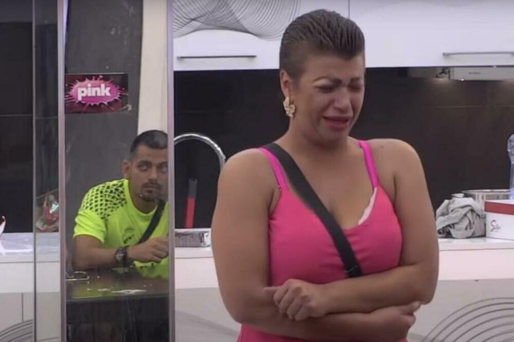 MILJANIN NOVI DEČKO PISAO ZOLI: Pomenuo kockanje i alkohol, a onda je USLEDIO HIT ODGOVOR! (FOTO)