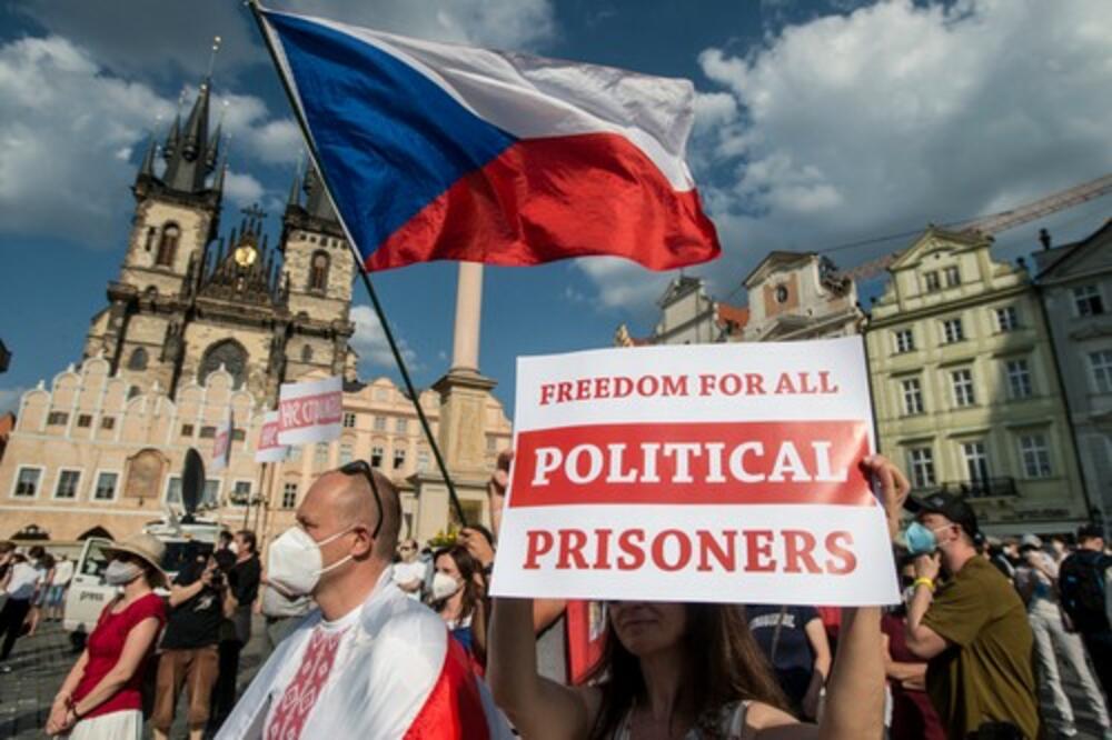 BELORUSKE VLASTI IZVRŠILE PRETRES REDAKCIJE NEZAVISNOG LISTA: Uhapšena dva novinara