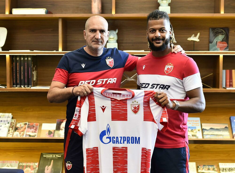 Lois Dioni, Mitar Mrkela