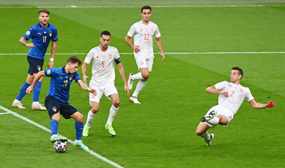 Nikola Barela, Fudbalska reprezentacija Španije