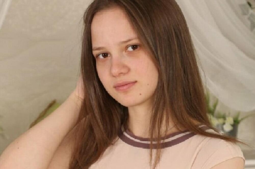 KSENIJA (22) JE PALA SA PROZORA SOLITERA: Njeni RODITELJI misle da se desila STRAVIČNA STVAR!