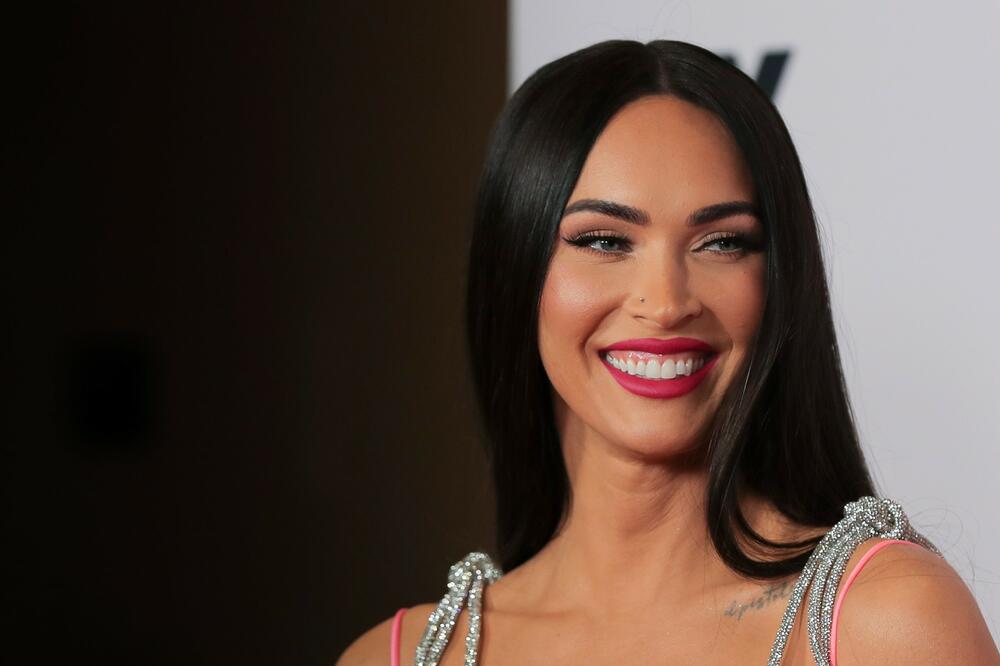 SVI ŠOKIRANI PROVOKACIJAMA MEGAN FOKS PREMA BIVŠEM MUŽEM: Sve želi javno da se sazna! (FOTO)