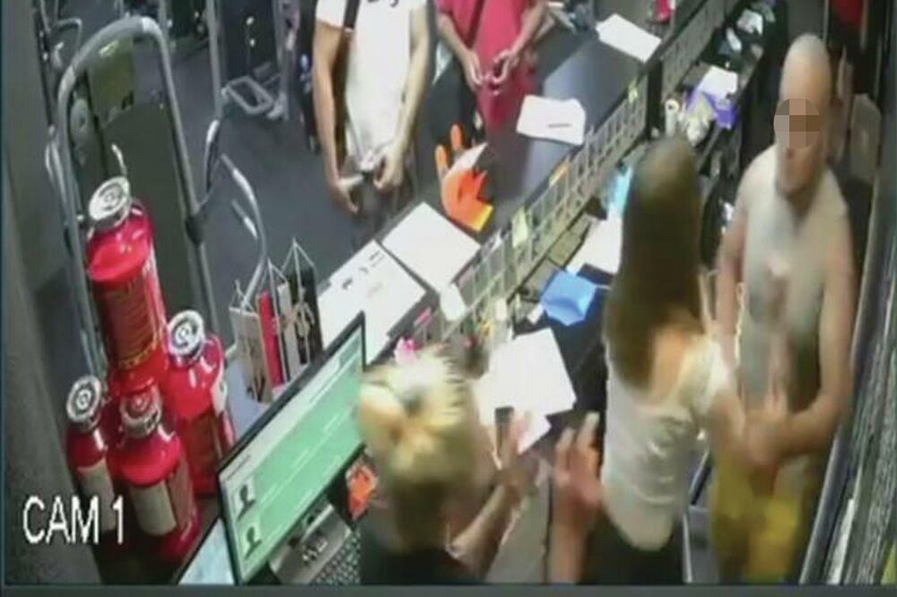 OVAJ SILEDŽIJA ZASLUŽUJE GORE OD ZATVORA! Jeziva scena iz teretane na NBG-u, PESNICAMA tukao radnicu (VIDEO)