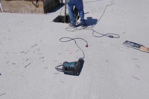 Započeto uklanjanje nelegalne dogradnje na Vračaru