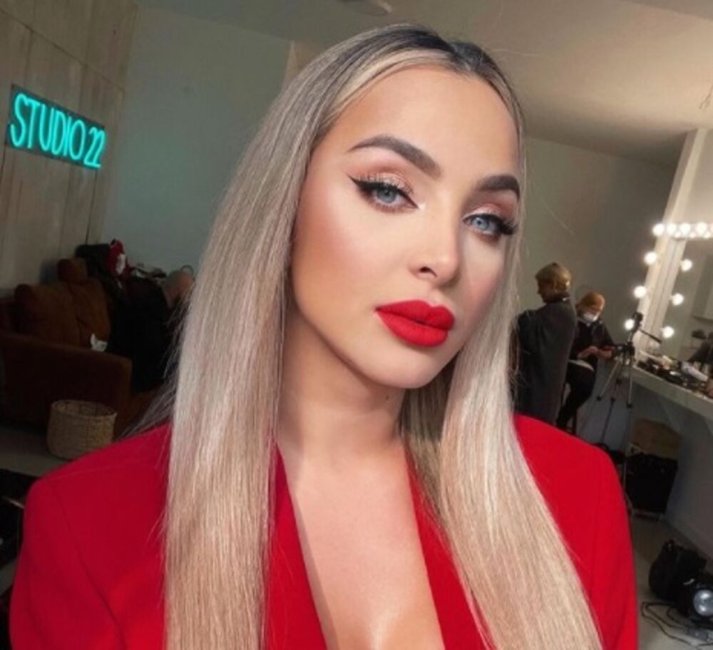 Maja Berović, maya berović