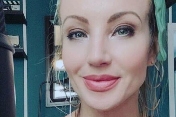 ZABEZEKNUĆETE SE KADA ČUJETE PRIČU BIVŠE SEKSUALNE ZAVISNICE: I posle 10 GODINA LEČENJA nema MUŠKOG prijatelja!