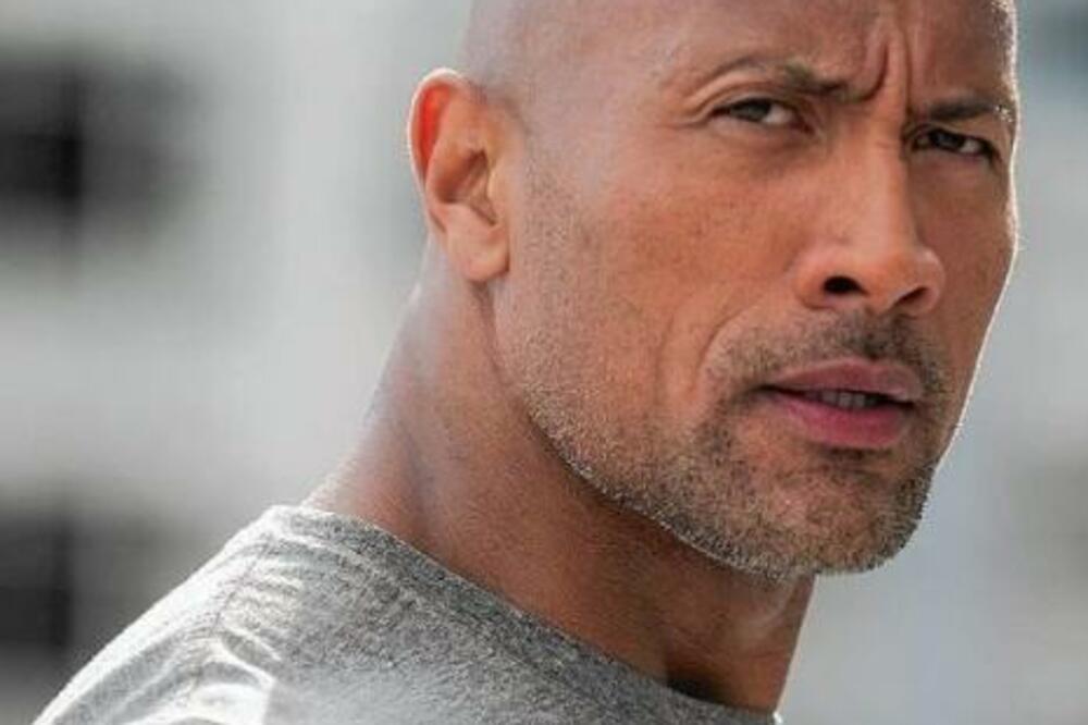 POKRETNA ZVER U MIŠIĆIMA! Doslovno mu pucaju vene na telu od nabildovanosti, NIKADA VIŠE NEĆE BITI ISTI! (FOTO)