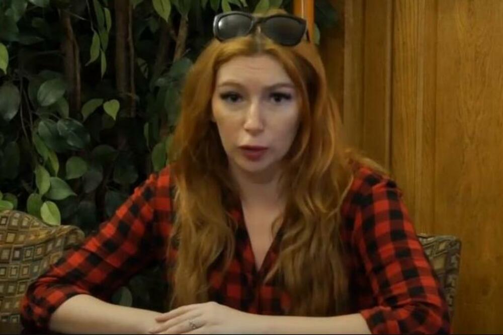 PREMINULA DOPISNICA "RIĐA SA KAMEROM"! Dok su se drugi plašili ona je išla pravo na RATIŠTE!