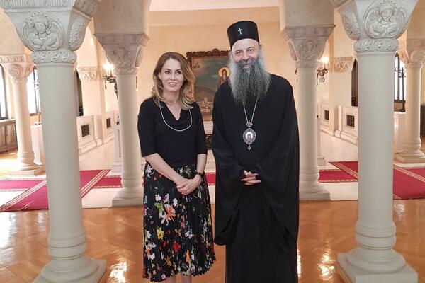 VAŽNE TEME: Sastanak poverenice Brankice Janković i njegove Svetosti Patrijarha srpskog Porfirija! (FOTO)