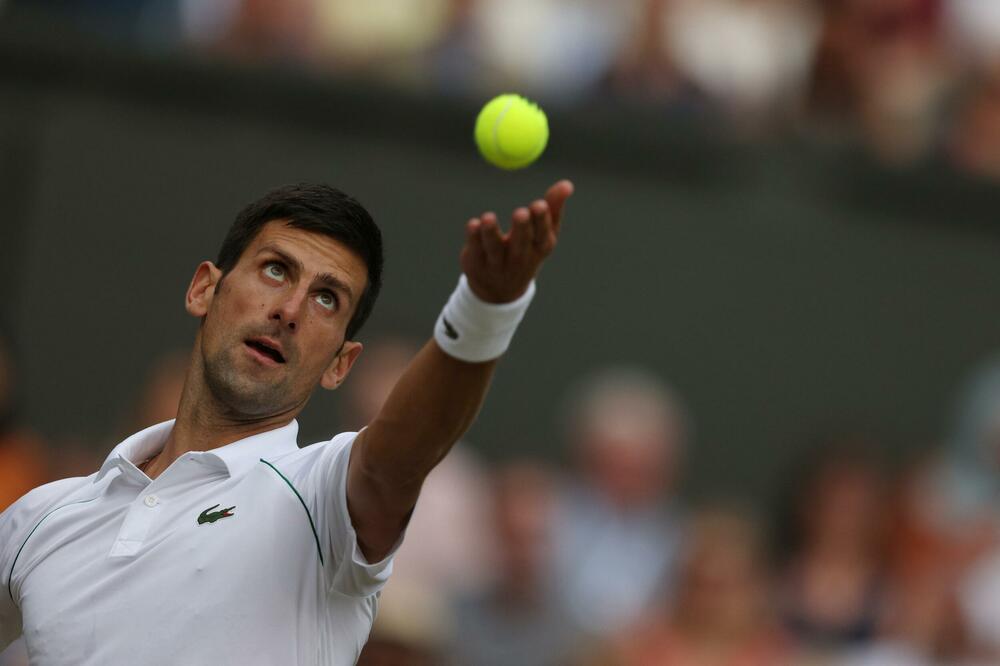 ĐOKOVIĆ JE "NEČASTIVI ĐAVO" I "MANIJAK DIJETA"! Italijani nikad JAČE ZAGRMELI zbog SRBINA