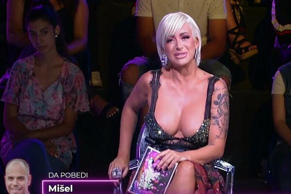 DUŠICA JAKOVLJEVIĆ IMA MNOGO TETOVAŽA, A NEKE SU BAŠ INTIMNE! Pokazala ih i OTKRILA ZNAČENJA, da ne poverujete!