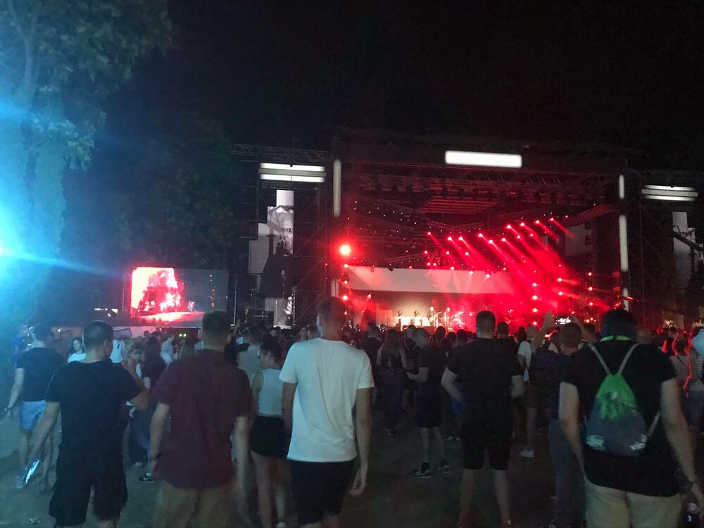 Masa na nastupu grupe Van Gogh