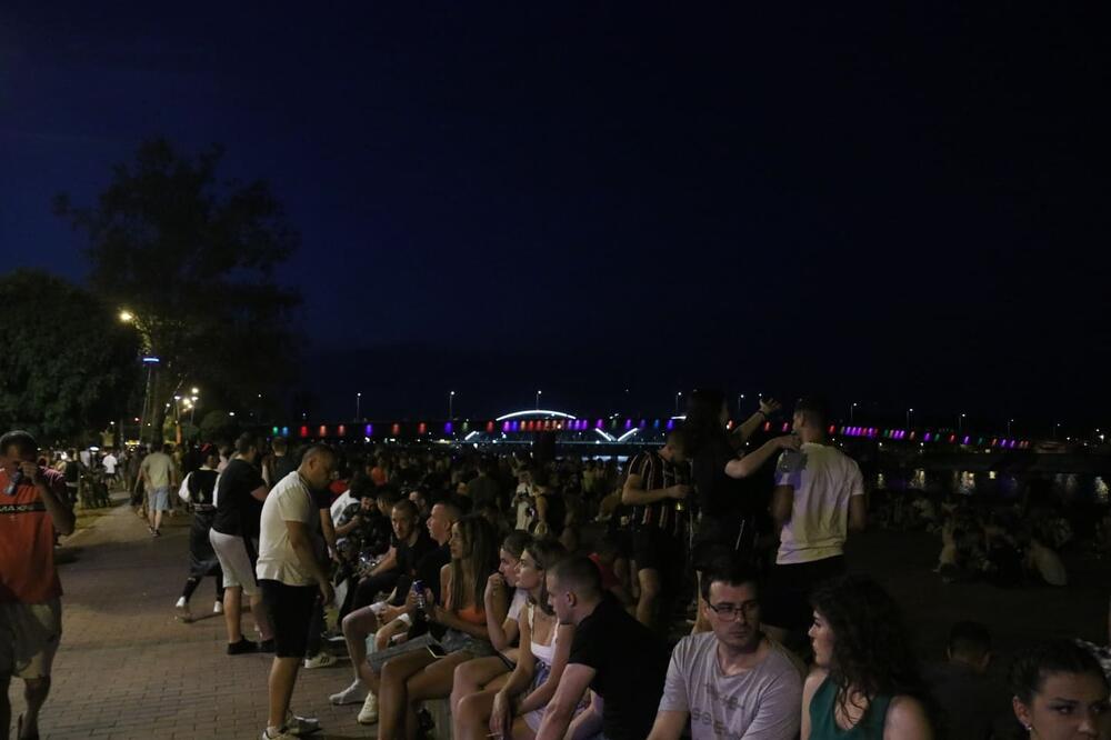 NI POSLEDNJA NOĆ NA EGZITU NIJE PROŠLA BEZ HITNE POMOĆI: Za 4 dana preko 200 INTERVENCIJA!