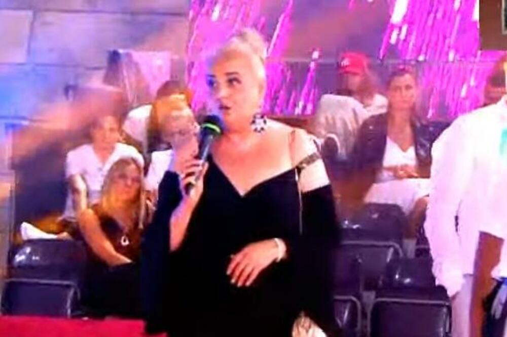 MIŠELOVA MAJKA IZNELA UŽASAN GOVOR MRŽNJE: Vređala gej osobe, sramne reči!