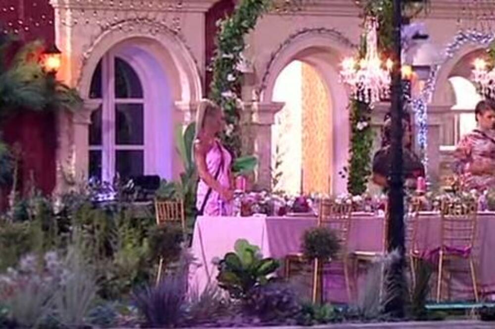 VEČERAS SE DEŠAVA PRAVI ŠOU: Intrigantni rijaliti par dolazi da ispriča ISTINU!