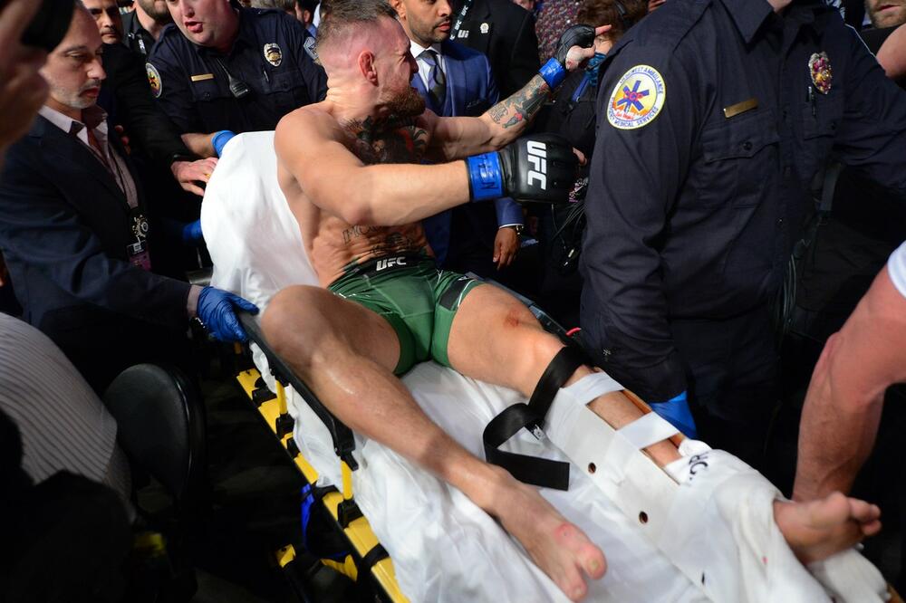 MEKGREGORU PUKAO ZGLOB, PA JE OPLEO NA SAV GLAS: Dastin poručio MRZITELJIMA - "Možete me poljubiti u gu***u"!