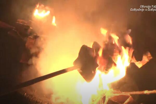 SUTRA JE PETROVDAN! Večeras je običaj da deca pale lile, ali postoji NEŠTO što nikako ne smete raditi! (VDIEO)