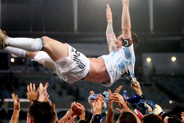 MESI PRESREĆAN NAKON TITULE: Ovo je Bog čuvao za mene!