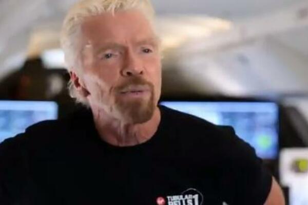 BIZNISMEN DOSPEO NA RUB SVEMIRA: Nakon pomerenog leta, Unity 22 sleteo