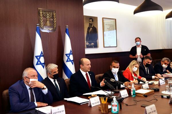 IZRAELSKA VLADA ZAMRZNULA NOVAC PALESTINCIMA: Kažu da je taj novac bio namenjen za EKSTREMISTE