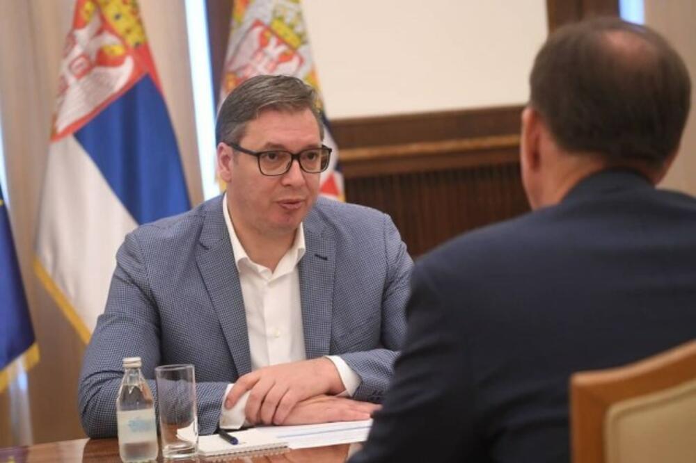 Vučić se sastao sa Kurtom Donelijem! (FOTO)