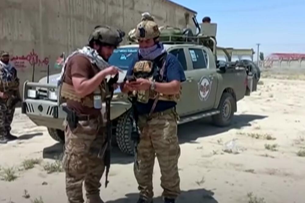 AVGANISTANCI LIKVIDIRALI ŠEFA OBAVEŠTAJACA TALIBANA! Privedena su još dva militanta!