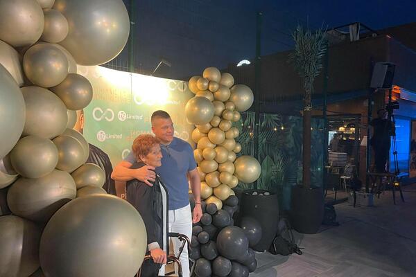 SLOBINA MAJKA NE KRIJE SREĆU NAKON ŠTO JE DOBILA UNUKA: Draginja otkrila na koga Damjan LIČI