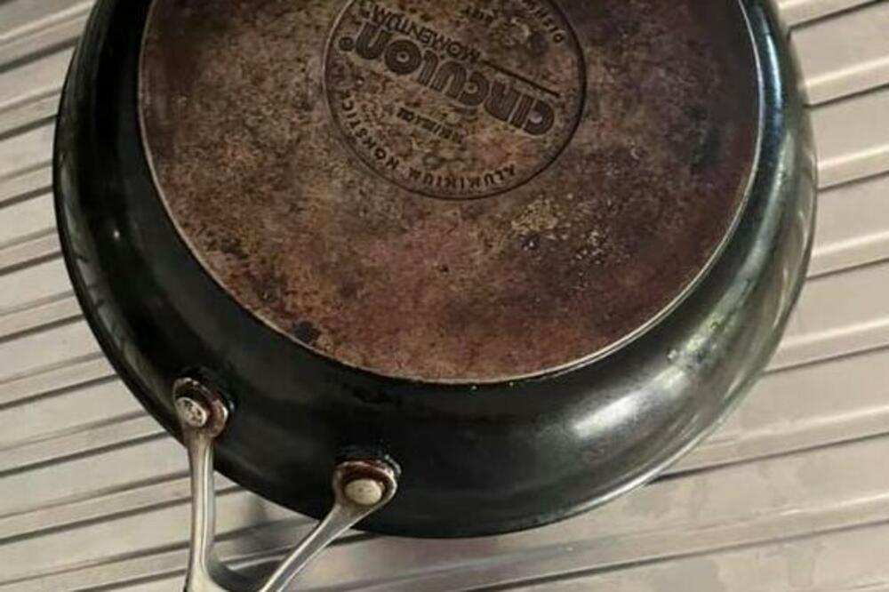 ČUDESNI TRIK ZA ČIŠĆENJE RĐAVOG POSUĐA VIDELI MILIONI: Uverite se i sami