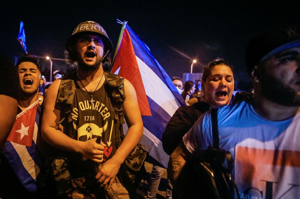 JEDNA OSOBA POGINULA: Nastavljaju se protesti u Havani