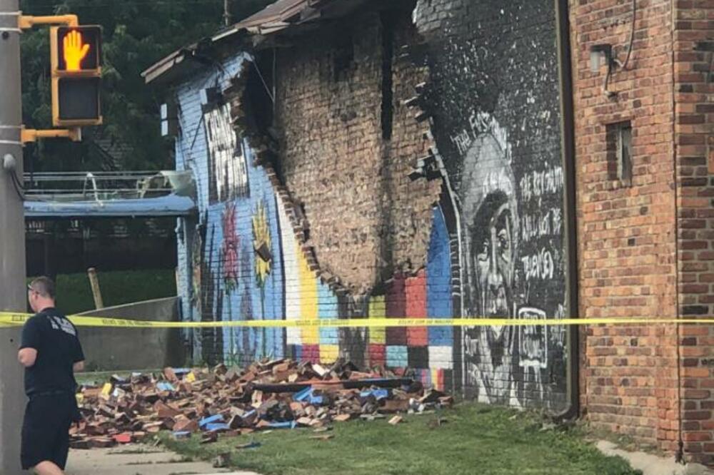 SRUŠEN MURAL POSVEĆEN FLOJDU U TOLEDU: Uništen udarom munje (FOTO)