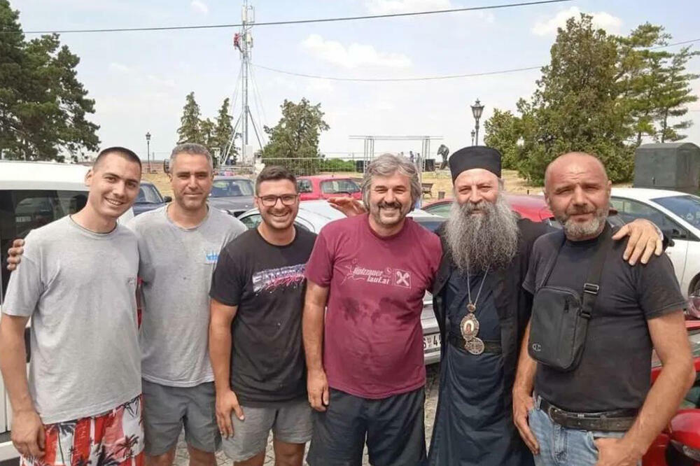 PATRIJARH PORFIRIJE POSETIO EGZIT! Posetioci oduševljeni, otkriveno i šta je voleo da sluša u MLADOSTI (FOTO)