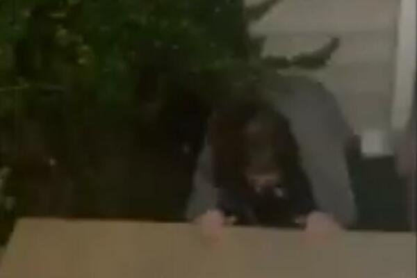 DEČKO OTIŠAO NA DEJT, A DOČEKALA GA NOĆNA MORA! Pogledajte zašto ne treba upoznavati ljude preko INTERNETA! (VIDEO)