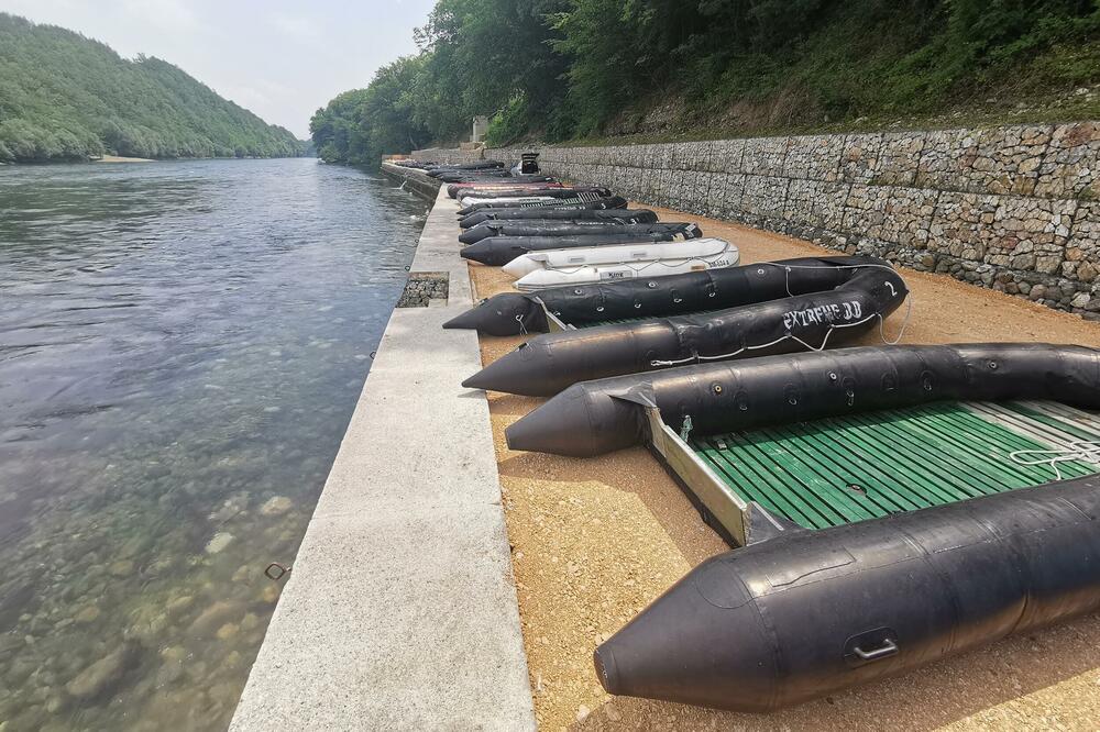 SVE JE SPREMNO ZA DRINSKU REGATU: Sutra počinje karneval za sve ljubitelje plovidbe (FOTO)
