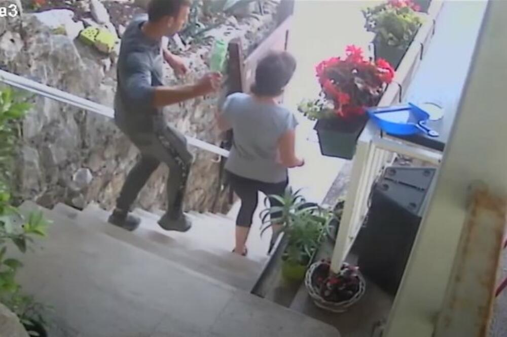 UŽASAVAJUĆI VIDEO IZ HRVATSKE, UPOZORAVAMO VAS - GLEDAJTE NA SVOJU ODGOVORNOST! Jezivo je pretukao ženu! (VIDEO)