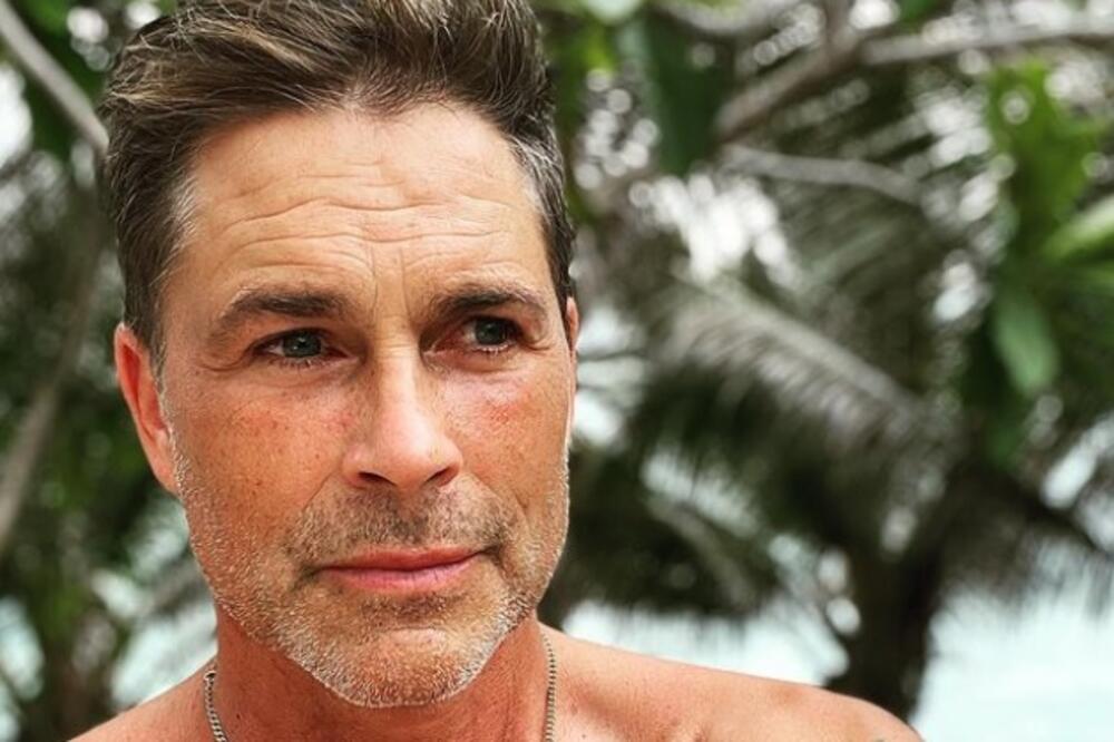 NA PRAGU JE SEDME DECENIJE, A OBJAVLJUJE PROVOKATIVNE SELFIJE! Glumac se SKINUO, zapalio mreže: Žene POLUDELE!