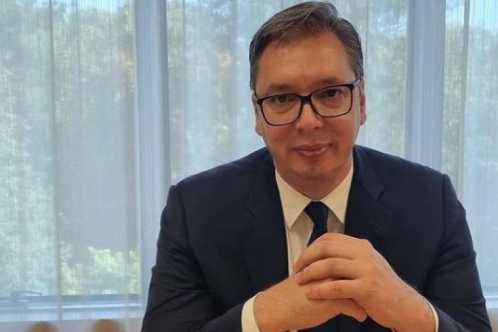 Vučić prihvatio poziv Šeika