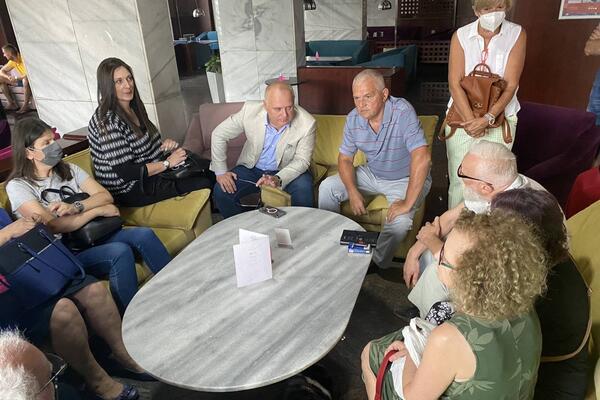 OGLASIO SE PREDSEDNIK OPŠTINE VRAČAR: Grad i opština su uz stanare u Vidovdanskoj, ne napuštamo ljude kad je teško