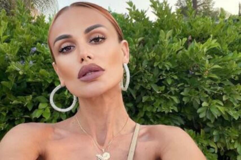 POTRESNA ISPOVEST ZBOG KOJE VAM NEĆE BITI DOBRO: Indi priznala zbog čega je bila DEPRESIVNA i BESNA!