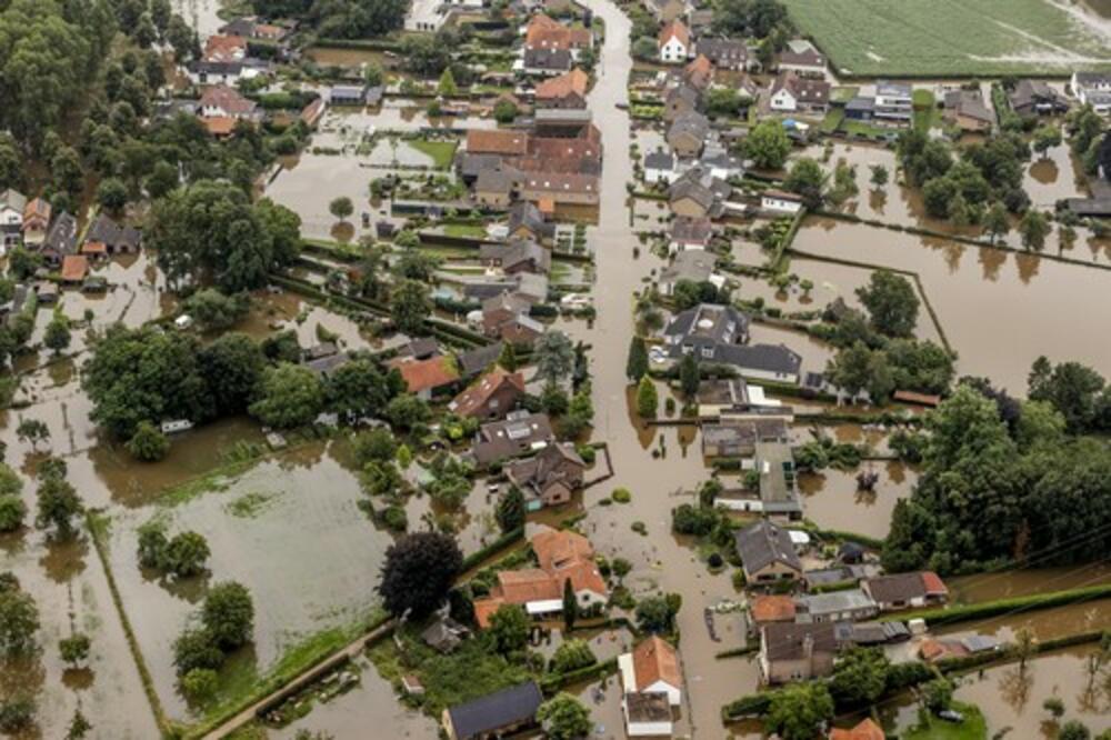 UPRAVNIK OKRUGA U NEMAČKOJ POD ISTRAGOM: Terete ga za kobne PROPUSTE tokom poplava!