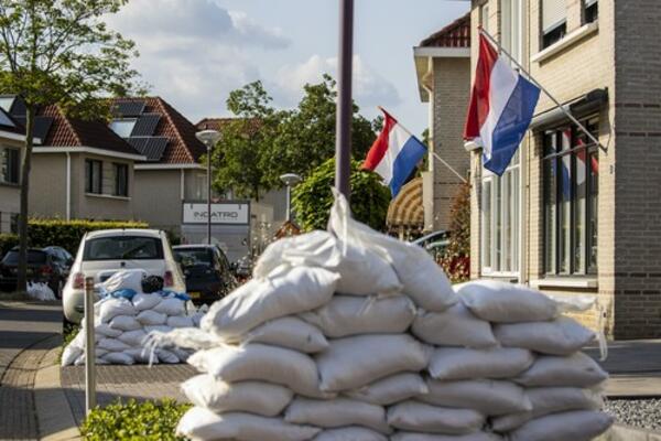 KAKO JE HOLANDIJA IZBEGLA NEMAČKI I BELGIJSKI SCENARIO? Takođe se našli na udaru POPLAVA, ali nisu imali žrtve!