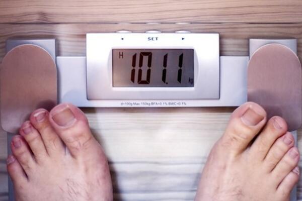 MOGUĆE JE DA SVE VREME POGREŠNO MERITE KILAŽU: Morate znati kako se se pravilno KORISTI VAGA