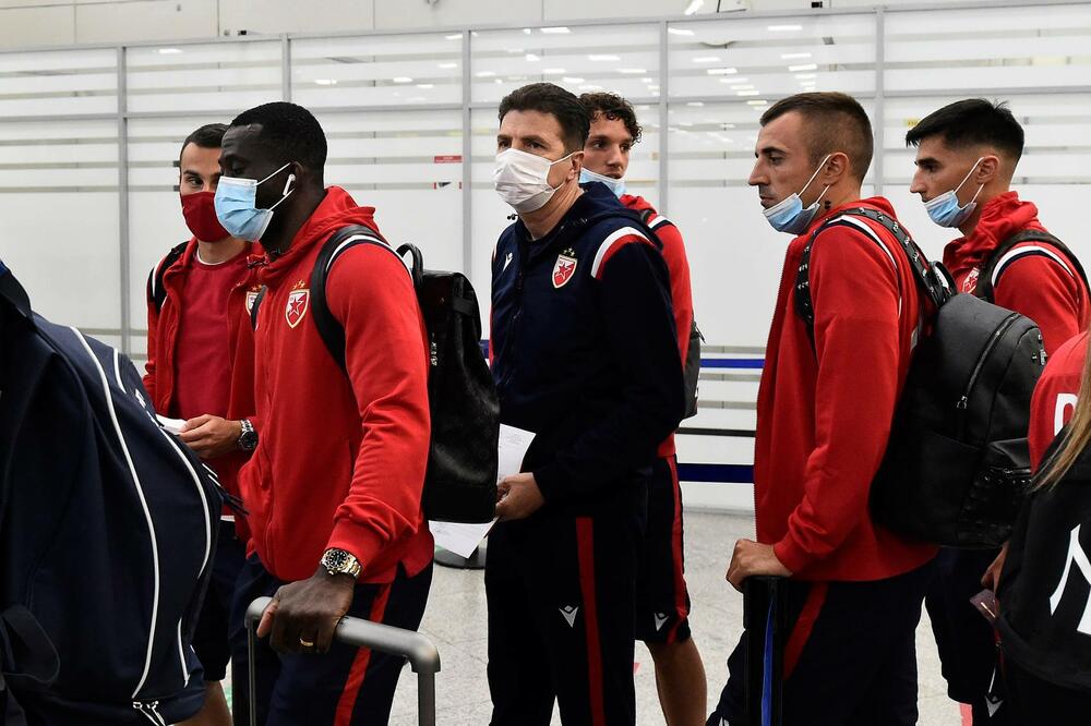 ZVEZDA DOPUTOVALA U KAZAHSTAN: Raspoloženje sjajno i pored osam sati leta (VIDEO+FOTO)