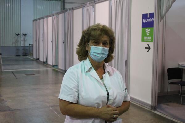 SAZNALI SMO DA LI ĆE I KADA BITI DOSTUPNA 3. DOZA VAKCINE! Doktorka Mićić kaže za Espreso da se čeka samo 1 STVAR